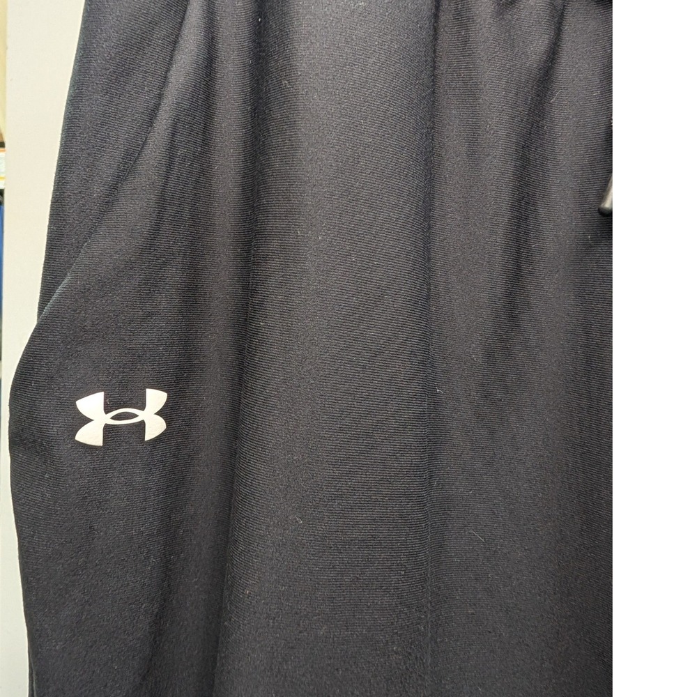 Under Armour Joggers Black Tapered Performance Sweatpants 1328870 - Medium - Picture 4 of 7